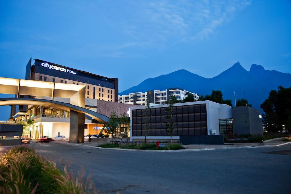 Hotel Nuevo Sur 4*