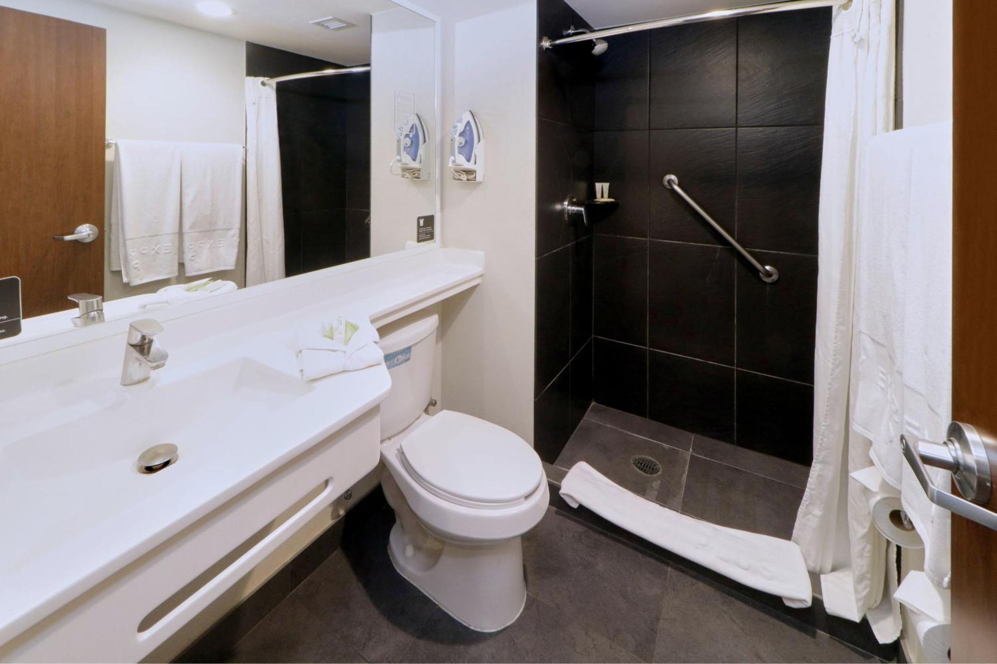 Nuevo Sur Hotel 4*